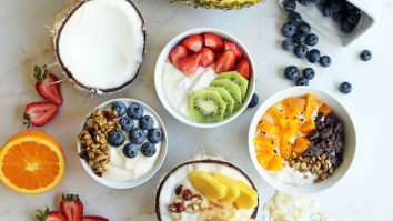 Generația Z are mai multă grijă la alimentație. Consultant nutriționist: „Un smoothie poate să înlocuiască un mic dejun dacă are toți macronutrienții necesari”