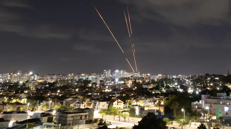 LIVE UPDATE. Război în Israel, ziua 362. Iranul a lansat peste 100 de rachete asupra Israelului. IDF amenință răspuns care va fi „văzut de întregul Orient Mijlociu”