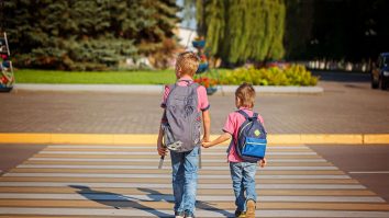 S-a lansat ghidul pentru intervenție în cazurile de trafic de minori. Consilier parenting: „Conține informații care au fost prelucrate, din toate cazurile”