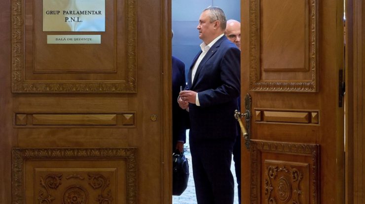 Nicolae Ciucă îl acuză pe Marcel Ciolacu că a blocat accesul României la fondurile din PNRR: „Domnule Ciolacu, trecem de la fapte la vorbe?”