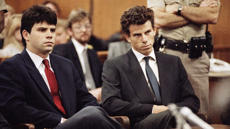 Condamnările lui Erik și Lyle Menendez, care au fost închiși trei decenii pentru uciderea părinților lor în SUA, urmează să fie revizuite