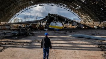 Kievul a doborât un avion rusesc în regiunea Donețk. Zelenski va prezenta „planul de victorie” aliaților în 12 octombrie