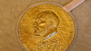 Premiile Nobel 2024 vor recunoaște realizări excepționale în diverse domenii. Donald Trump și Elon Musk ar putea fi pe lista celor nominalizați