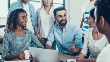 Testele privind săptămâna de lucru de patru zile din Islanda au fost un succes. Creșterea economică a crescut iar epuizarea profesională a scăzut