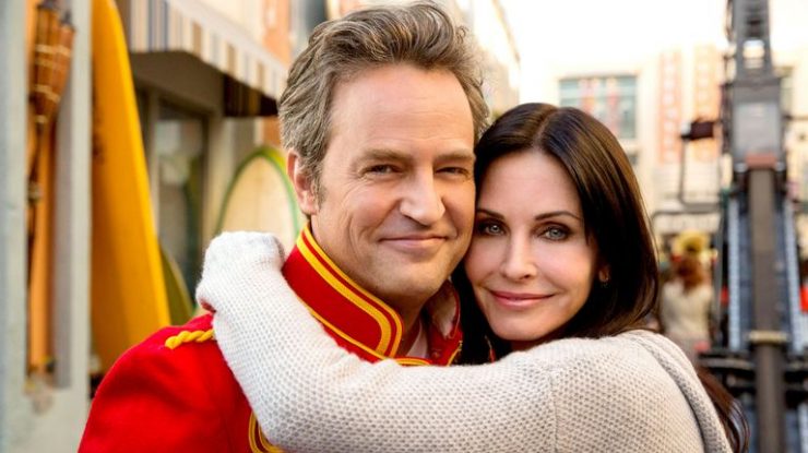 FOTO. Courteney Cox i-a adus un omagiu lui Matthew Perry, la un an de la moartea actorului: „Mi-e dor de tine astăzi și întotdeauna”