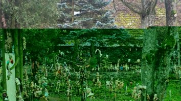 Un ceh și-a transformat curtea într-un film horror. Bărbatul și-a umplut curtea de figurine înfricoșătoare pentru a ține spiritele rele departe