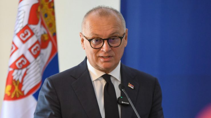 Ministrul Serbiei demisionează după prăbușirea acoperișului gării care a ucis 14 persoane