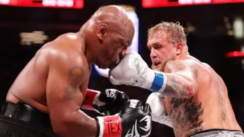 Youtuberul Jake Paul l-a învins pe dublul campion la categoria grea, Mike Tyson. Meciul a fost urmărit de 283 de milioane de oameni pe Netflix