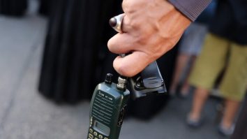 NEXTA: Zeci de dispozitive de comunicații wireless, inclusiv pagere și walkie-talkie, au explodat în rândul Armatei Arabe Siriene