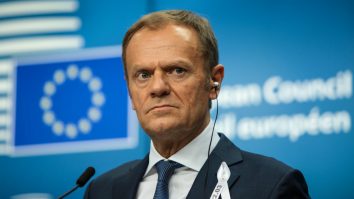 Donald Tusk, premierul Poloniei, avertizează că amenințarea unui Al Treilea Război Mondial este „serioasă și reală”