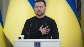 Zelenski declară că războiul ar putea lua sfârșit dacă Ucraina neocupată intră sub tutela NATO