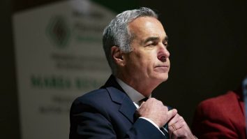 Călin Georgescu câștigă turul 1 al alegerilor prezidențiale. Ce se va întâmpla cu PSD și PNL