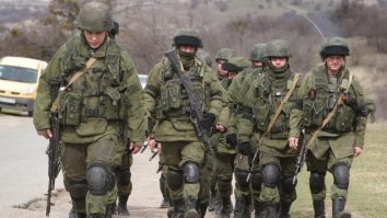 Marea Britanie și Franța discută trimiterea de militari în Ucraina. Ce poziție adoptă România în această situație