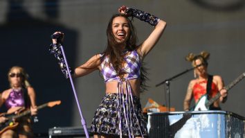 Olivia Rodrigo și-a eliminat melodia de pe TikTok după ce echipa lui Trump a folosit-o în videoclipul victoriei în alegeri. „Nu mai folosi sunetul meu niciodată”