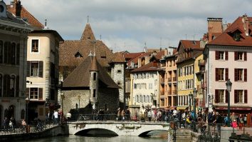 Mii de persoane dintr-un oraş francez au fost evacuate din cauza unei bombe din al Doilea Război Mondial