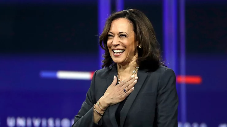 Ebony o numește pe vicepreședinta Kamala Harris persoana iconică a anului 2024. „Ca fiică a unor părinți activi în timpul Mișcării pentru Drepturile Civile, sunt extrem de onorată”