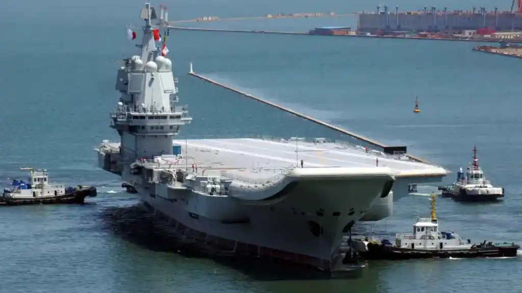 China își modernizează flota prin construcția unui portavion. Doar SUA și Franța dețin astfel de echipamente cu propulsie nucleară