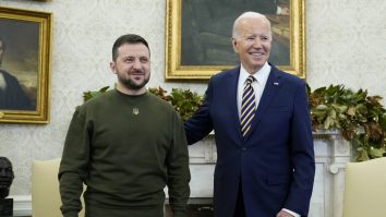 Biden se grăbește să trimită mai mult ajutor militar Ucrainei, înainte ca Trump să ajungă la Casa Albă