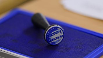 BEC va renumăra voturile din Turul I până pe 1 decembrie, ora 22:00. Ciolacu și-a anunțat retragerea din cursă, chiar dacă trece pe locul 2