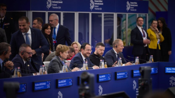 Liderii Europei s-au întâlnit la Budapesta pentru un summit organizat de Viktor Orban. Ce s-a discutat până acum și ce gafă a făcut Klaus Iohannis