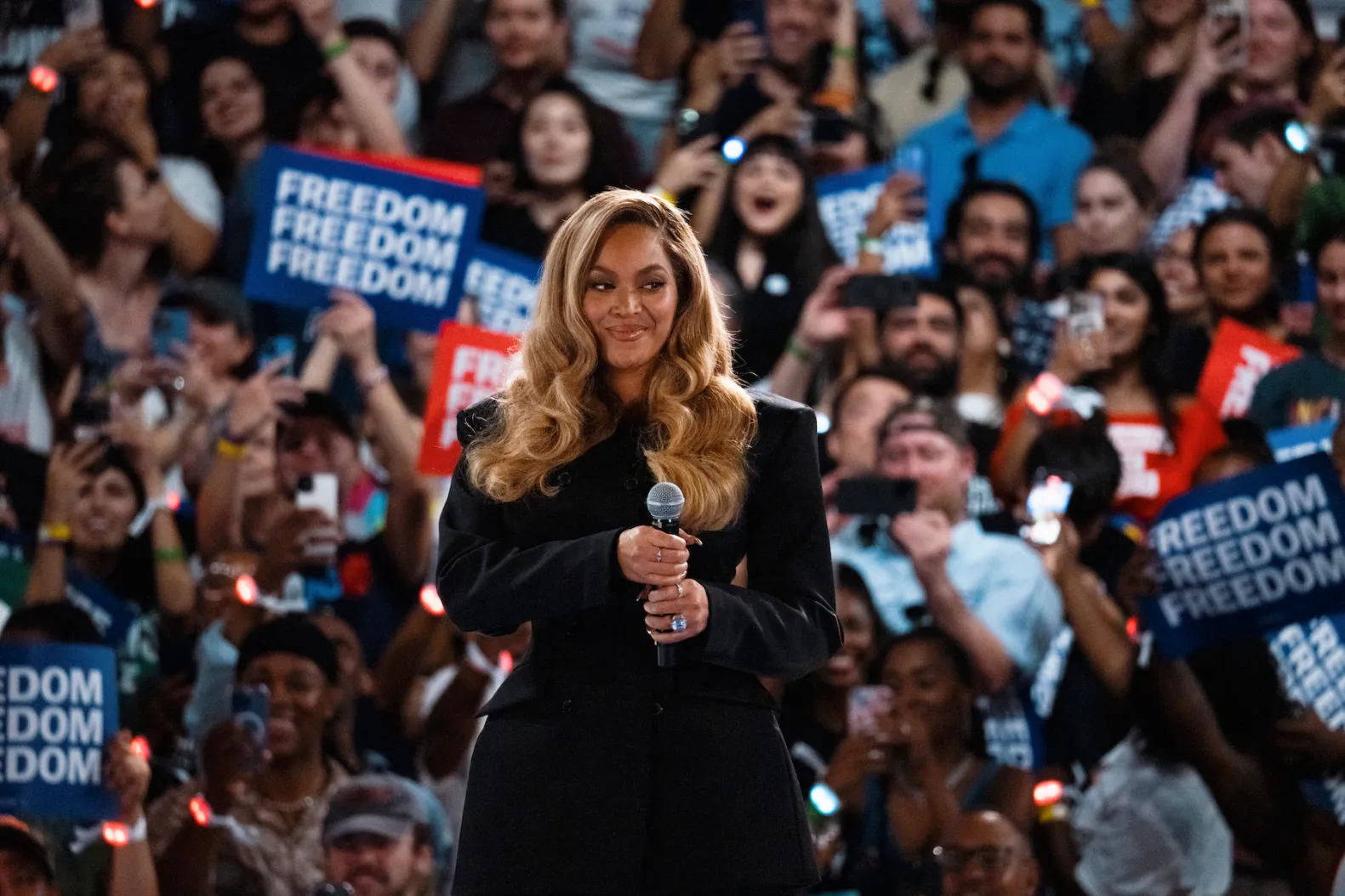 Beyoncé devine materie de studiu la Universitatea Yale
