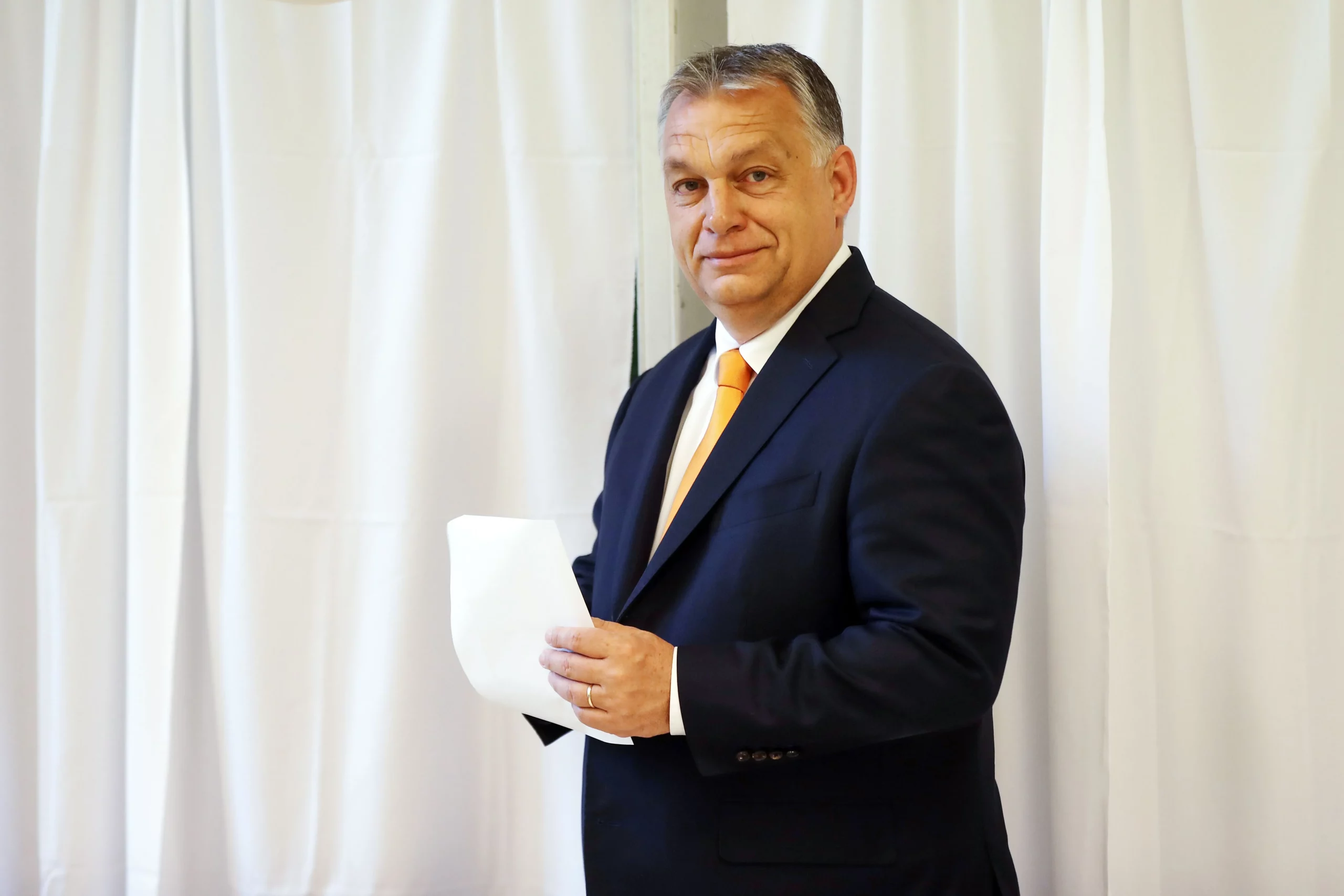 LIVE UPDATE. Război în Ucraina, ziua 997. Sancțiunile împotriva Rusiei vor „distruge” economia UE, susține Orban