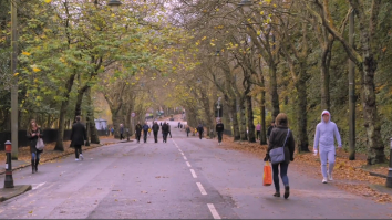 Weekend-ul aduce ploi și temperaturi scăzute în mare parte a țării. Unde să mergi pentru a te bucura de vreme bună