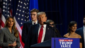 Iranul plănuia să îl asasineze pe Trump înainte de realegerea sa ca Președinte. Procurorii federali din Manhattan acuză agenții IRGC de complot