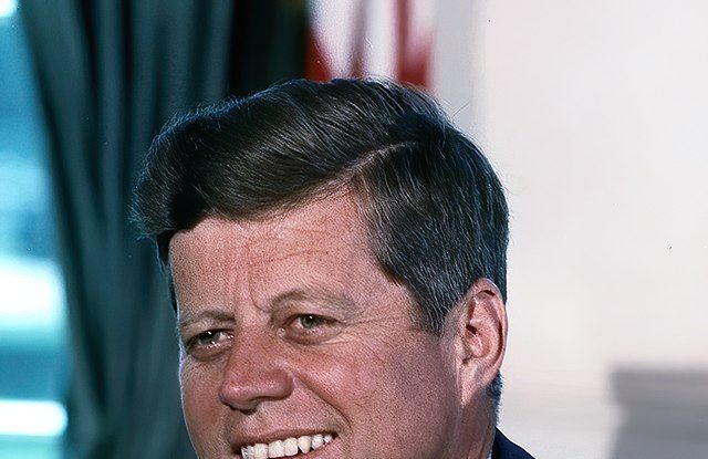Care este secretul din spatele asasinării lui John F. Kennedy? Trump promite că va desecretiza documentele
