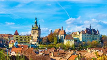 Un city-break artistic: Ce este noul trend în materie de travel numit „Urban Sketching”