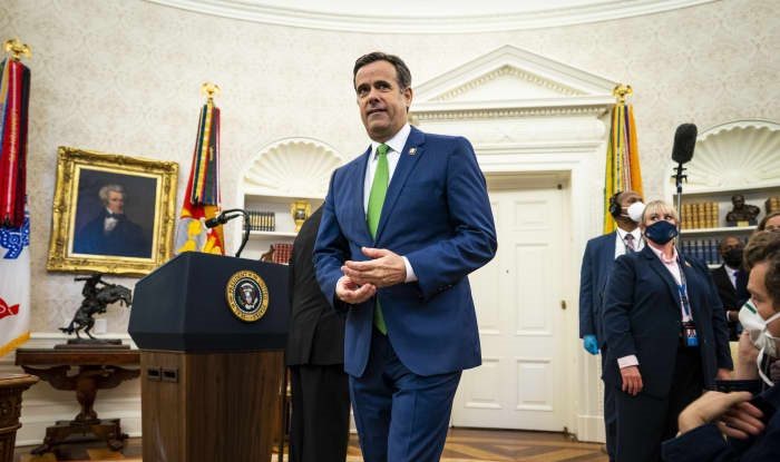 Donald Trump a ales un fost spion de top al SUA, John Ratcliffe, ca noul șef al CIA. Este un critic dur al Chinei și al politicilor lui Biden în Orientul Mijlociu