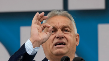 Viktor Orbán ia în batjocură ideea că România este mai bună decât Ungaria: „Cine crede asta, să se mute acolo”