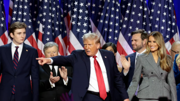 Ce a făcut Donald Trump diferit de Kamala Harris pentru a obține victoria categorică la cursa pentru Casa Albă