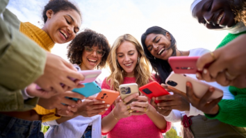 Aplicațiile preferate ale Generației Z: Care sunt strategiile de succes ale Temu și TikTok în atragerea tinerilor consumatori