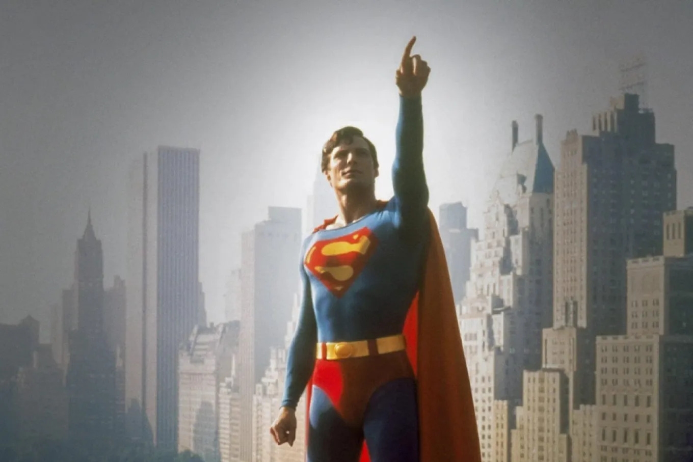 Documentarul „Super/Man: The Christopher Reeve Story” va fi lansat oficial pe 7 decembrie 2024. Filmul prezintă povestea actorului Christopher Reeve
