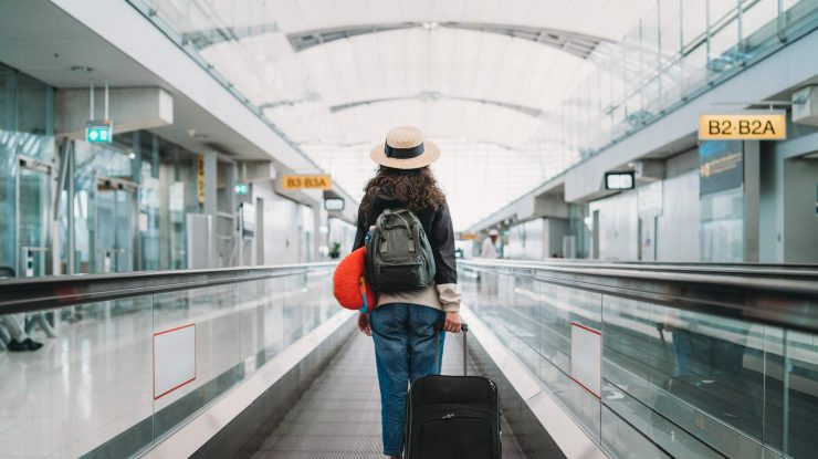 Noul trend, „Teoria aeroportului”, devine popular pe TikTok. Scopul pasagerilor e să ajungă la aeroport într-un timp record, înainte de decolare