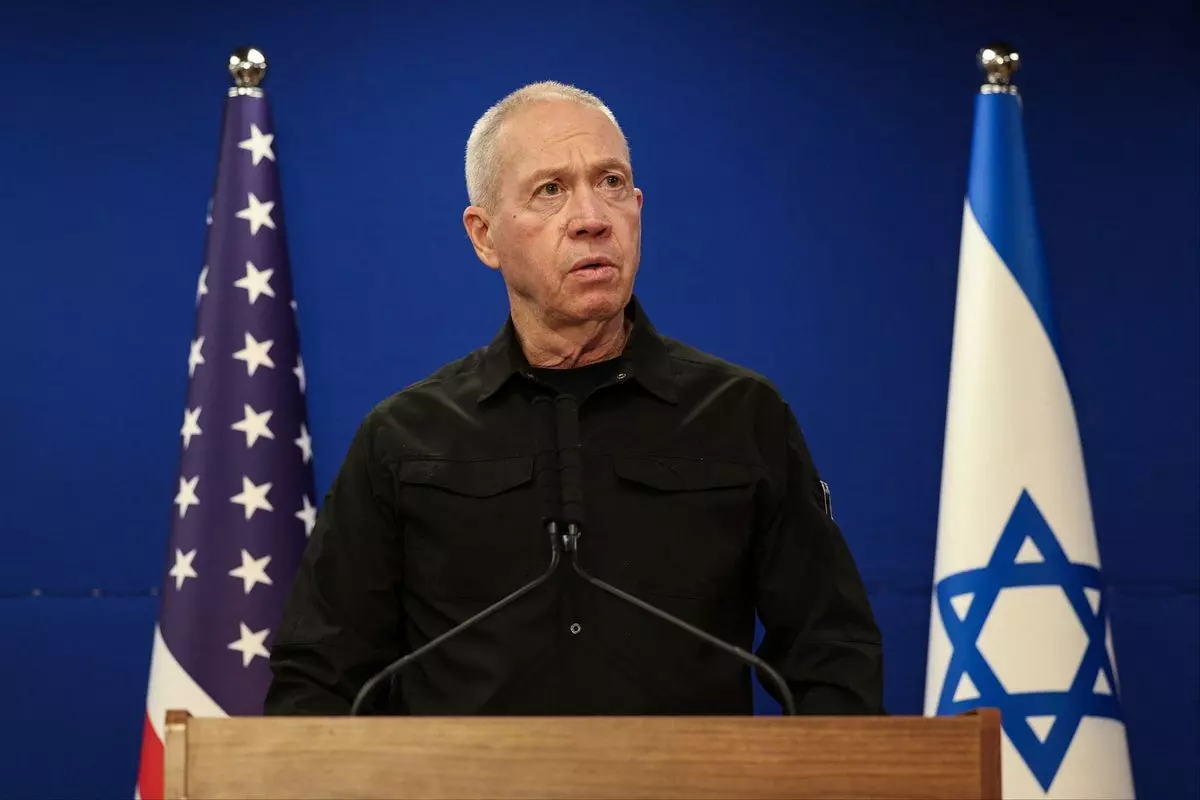 Benjamin Netanyahu l-a concediat pe Ministrul Apărării Yoav Gallant. Ce consecințe urmează după decizia lui Bibi