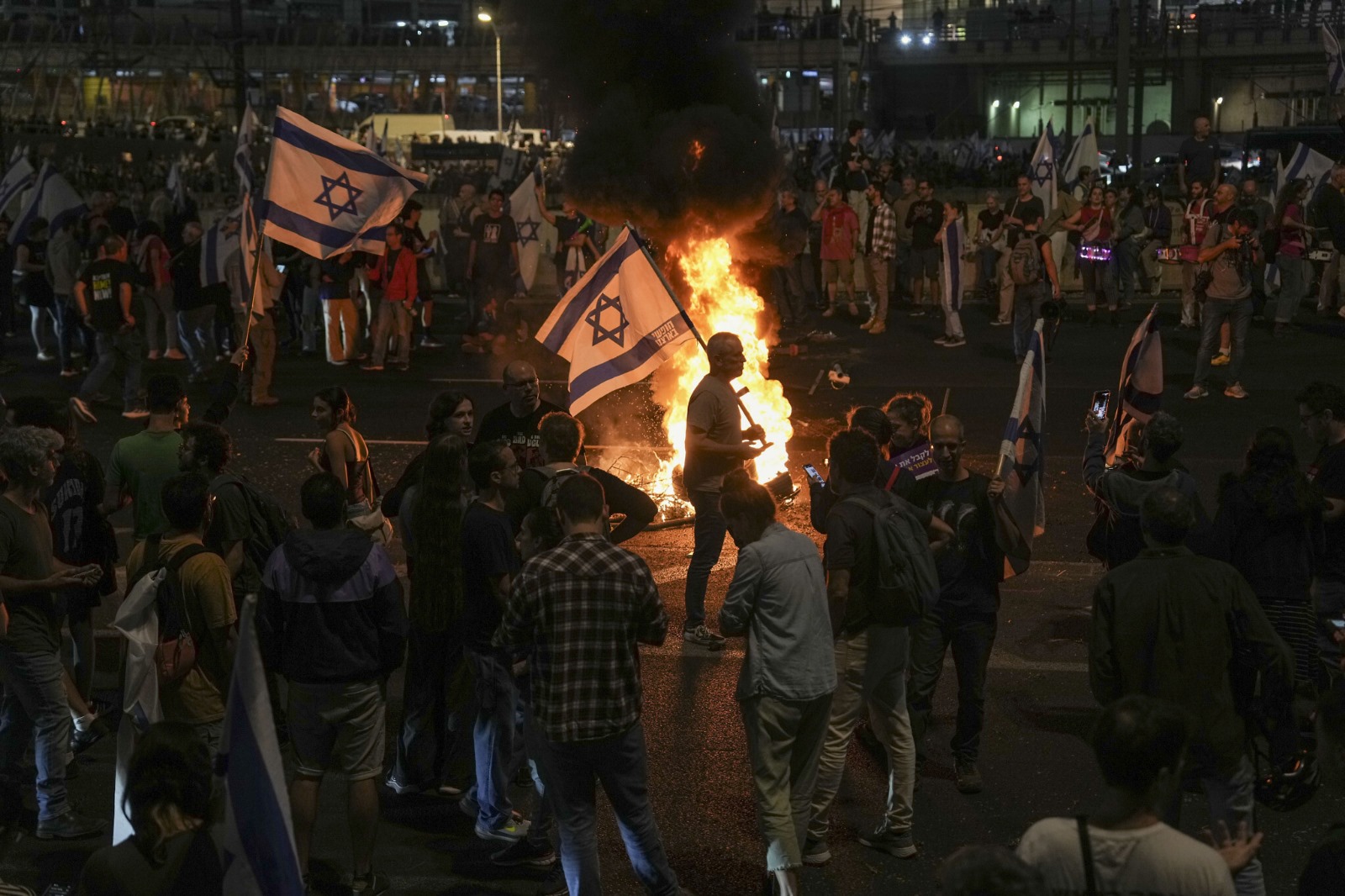LIVE UPDATE. Război în Israel, ziua 397. Netanyahu l-a demis pe Ministrul apărării Yoav Gallant. Proteste în Israel