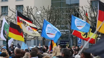 Partidul german de extremă dreapta AfD rămâne sub investigaţie până la alegerile legislative din februarie
