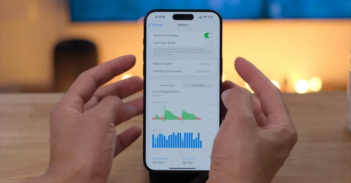 Tim Cook adaugă o nouă funcție pe iOS 18.2. De acum poți vedea cât timp mai durează până când telefonul tău va fi complet încărcat