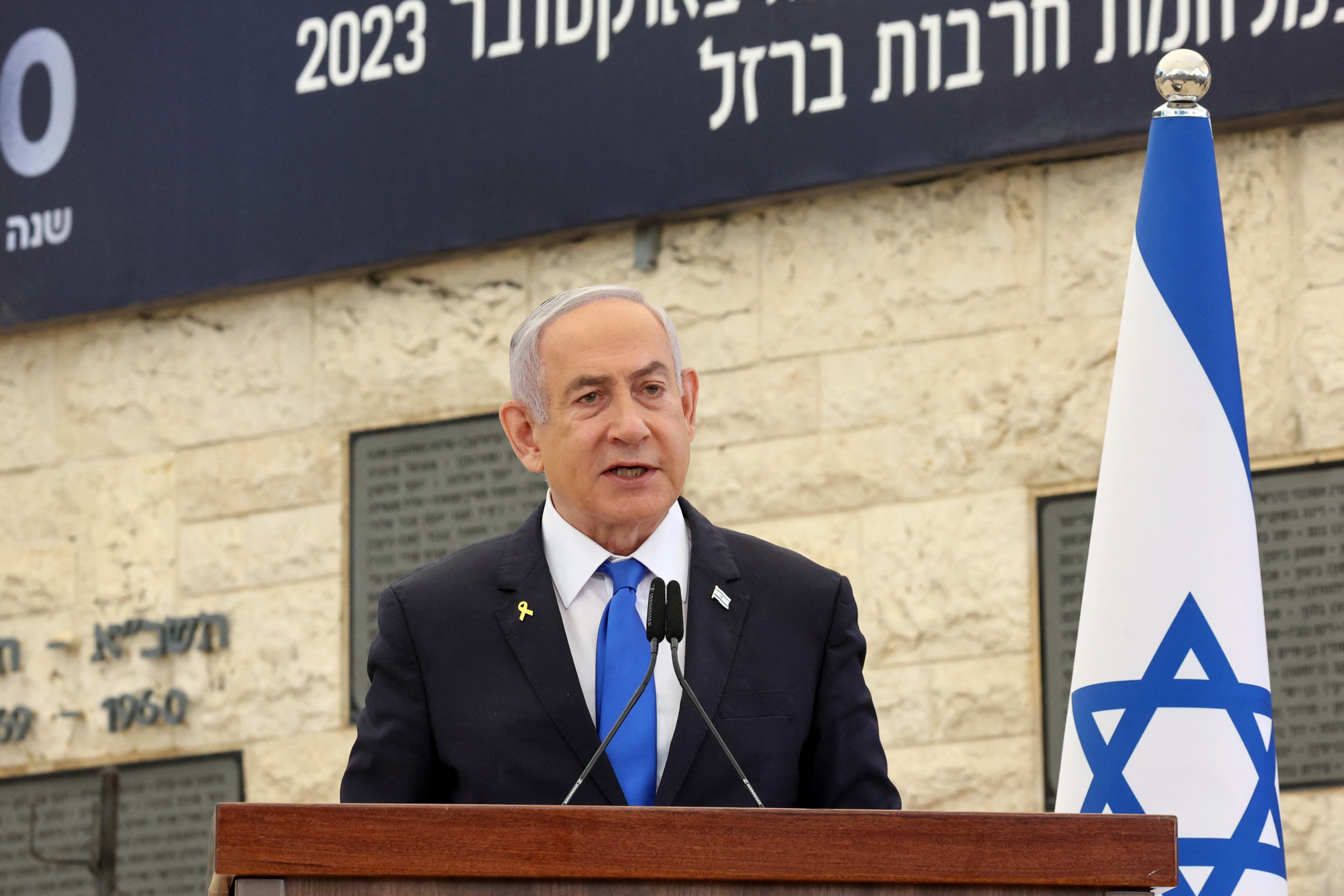 Netanyahu s-a declarat dispus la un armistiţiu temporar în Gaza. Israelul negociază eliberarea ostaticilor