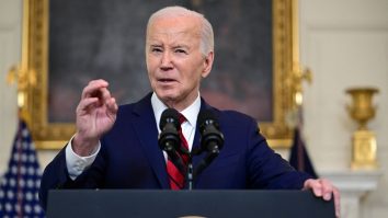 BREAKING NEWS: Biden permite Ucrainei să atace Rusia cu rachete americane cu rază lungă ATACMS