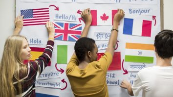 România este campioană la învățarea limbilor străine. Studentă: „Vreau ca în viitor să obțin un job unde să pot să exersez limba chineză”