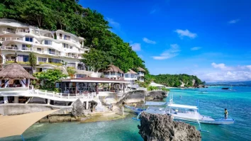 Te-ai săturat deja de frig? Te așteaptă Insula Limasawa din Filipine, ideală pentru înot și snorkeling