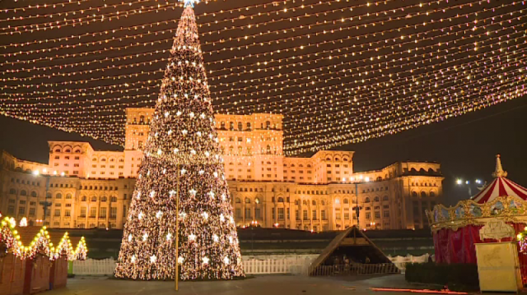 Primăria Capitalei a început instalarea decoraţiunilor pentru iluminatul festiv. Peste 4,3 milioane de becuri LED vor lumina Bucureștiul