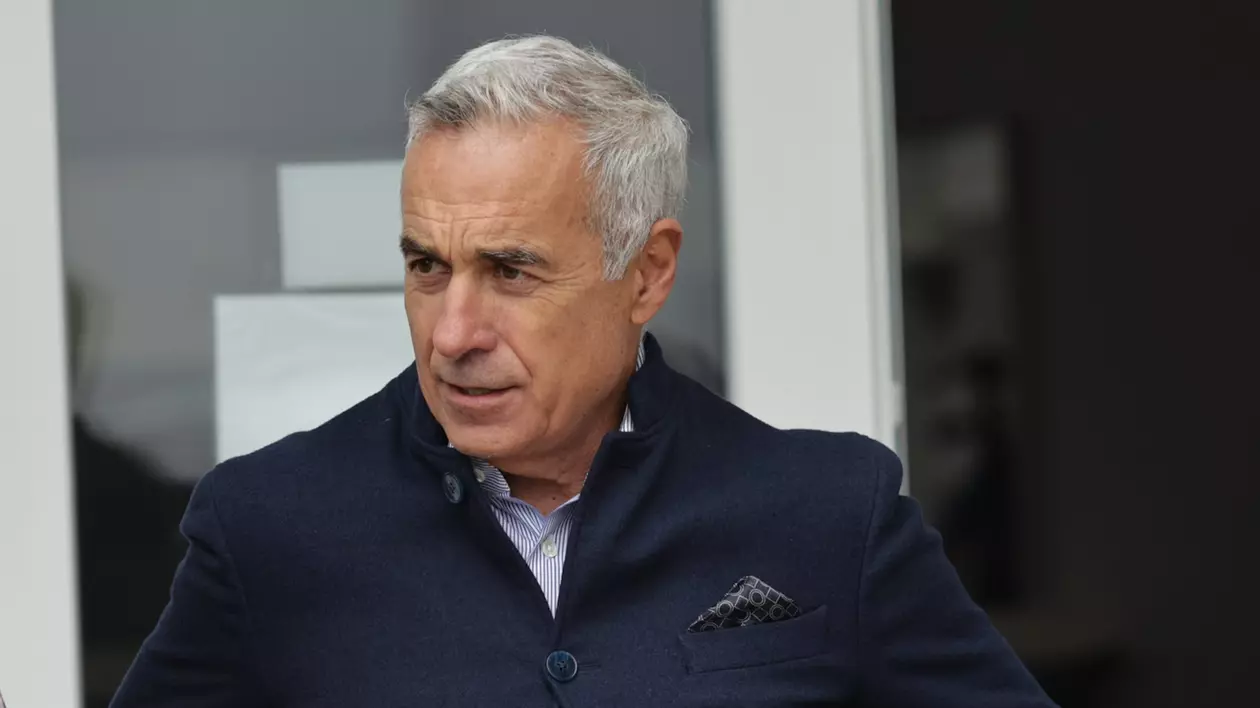 Călin Georgescu: „În aceste zile se încearcă, în cea mai stridentă formă, eliminarea capacităţii poporului român de a gândi”