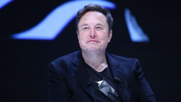 Elon Musk este sabotat de propriul chatbot. Grok spune că miliardarul produce cea mai multă dezinformare