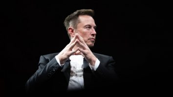 Elon Musk se implică tot mai mult în conflictele globale: După discuția cu Zelenski și Trump, miliardarul s-a întâlnit într-o locație secretă cu ambasadorul Iranului la ONU