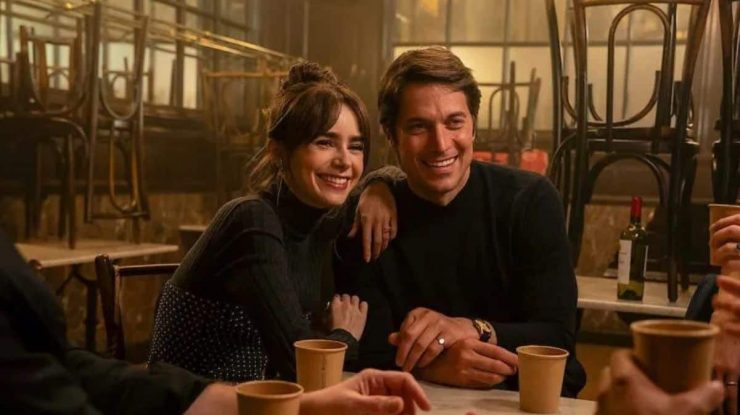 Sezonul 5 din „Emily in Paris” va începe filmările în Franța primăvara viitoare. Lucas Bravo va reveni în rolul lui Gabriel