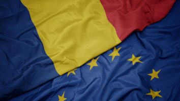 56% din români au încredere în Uniunea Europeană. Care sunt factorii care influențează opinia